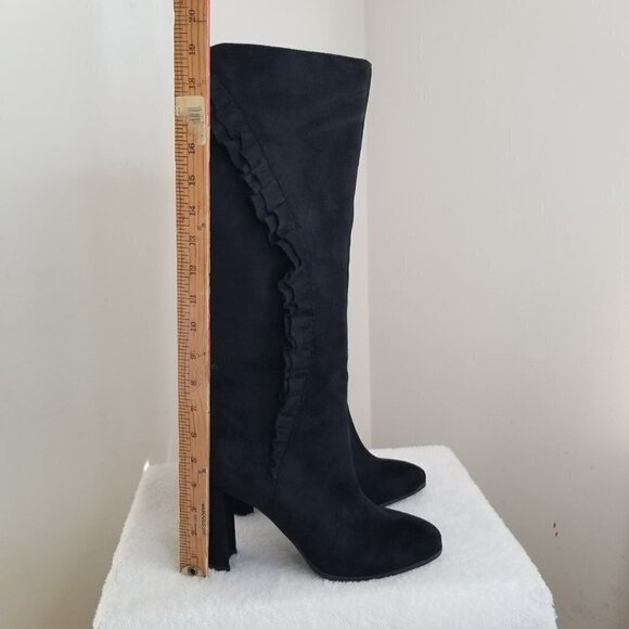 Below the Knee Black Suede Looking Ruffled Side Zippered Boots Size 10 4” Heel - Picture 4 of 16